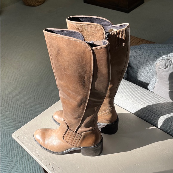 Donald Pliner “Envy” Tan  Knee-High Leather Boots size 8.5 - Picture 10 of 11